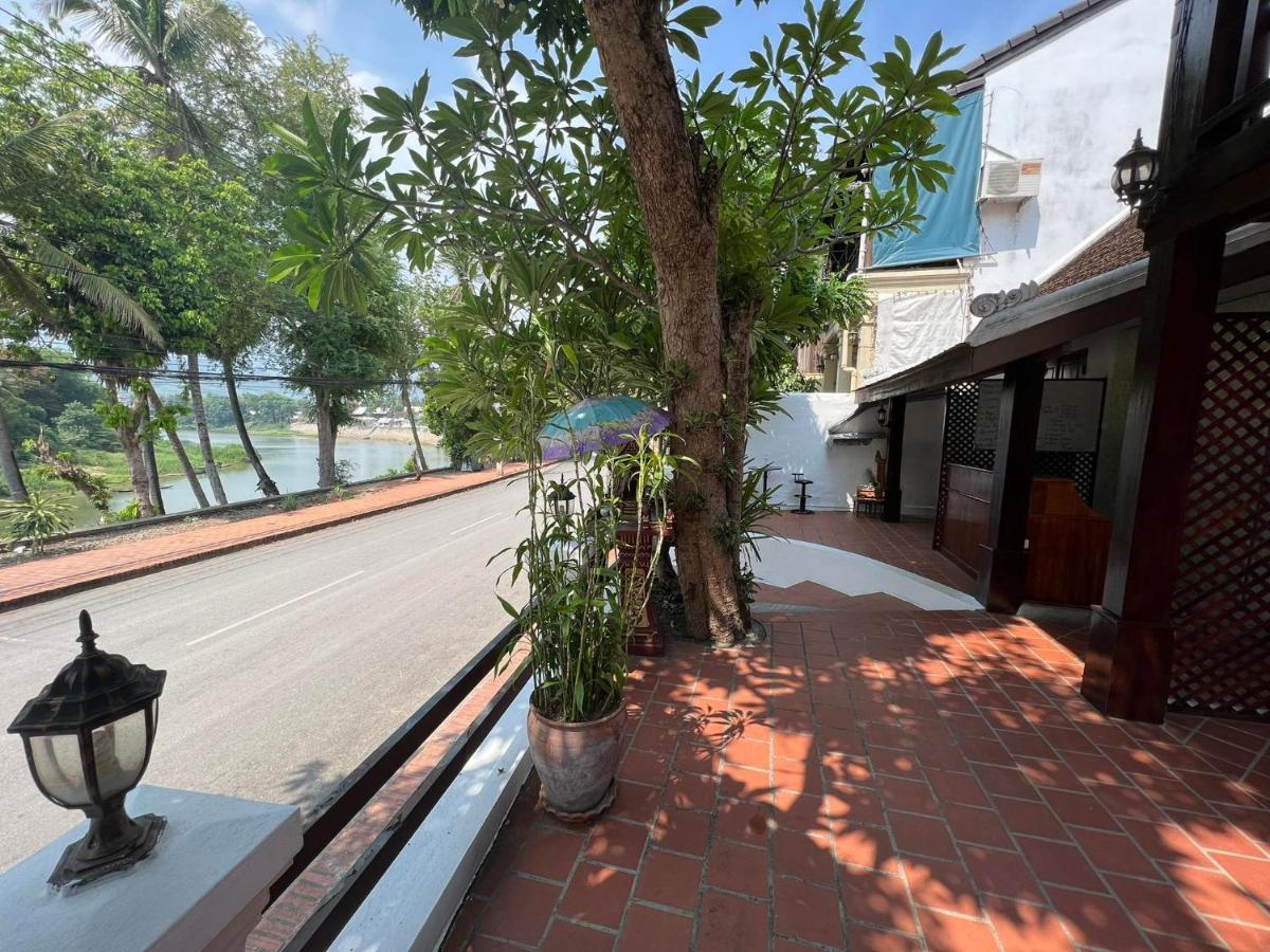 Golden Lotus Namkhan View Λουάνγκ Πραμπάνγκ Εξωτερικό φωτογραφία