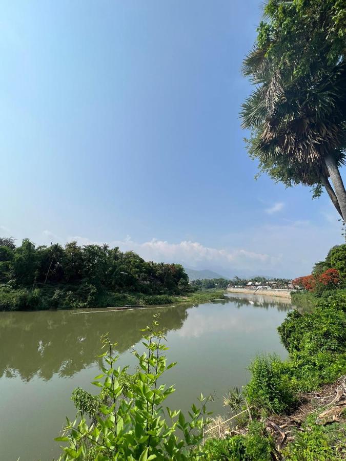 Golden Lotus Namkhan View Λουάνγκ Πραμπάνγκ Εξωτερικό φωτογραφία