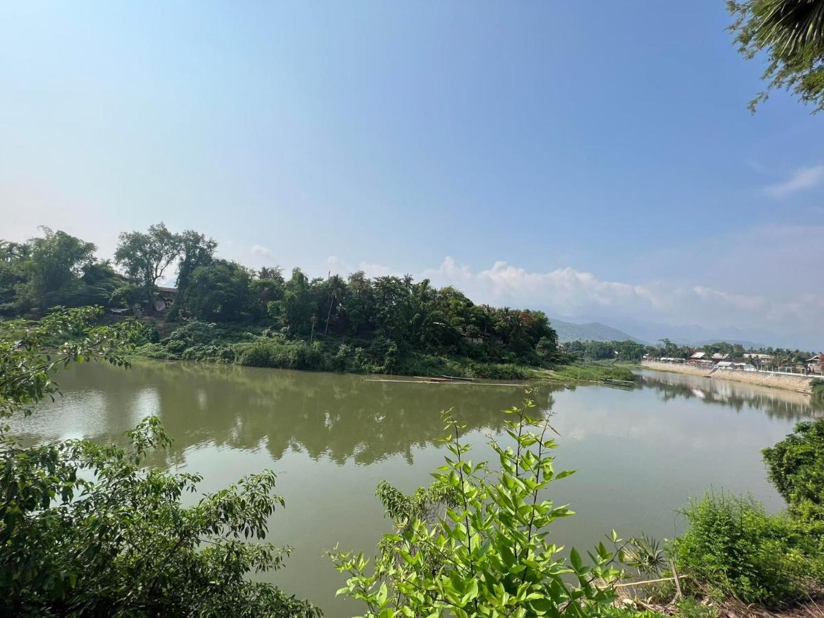 Golden Lotus Namkhan View Λουάνγκ Πραμπάνγκ Εξωτερικό φωτογραφία